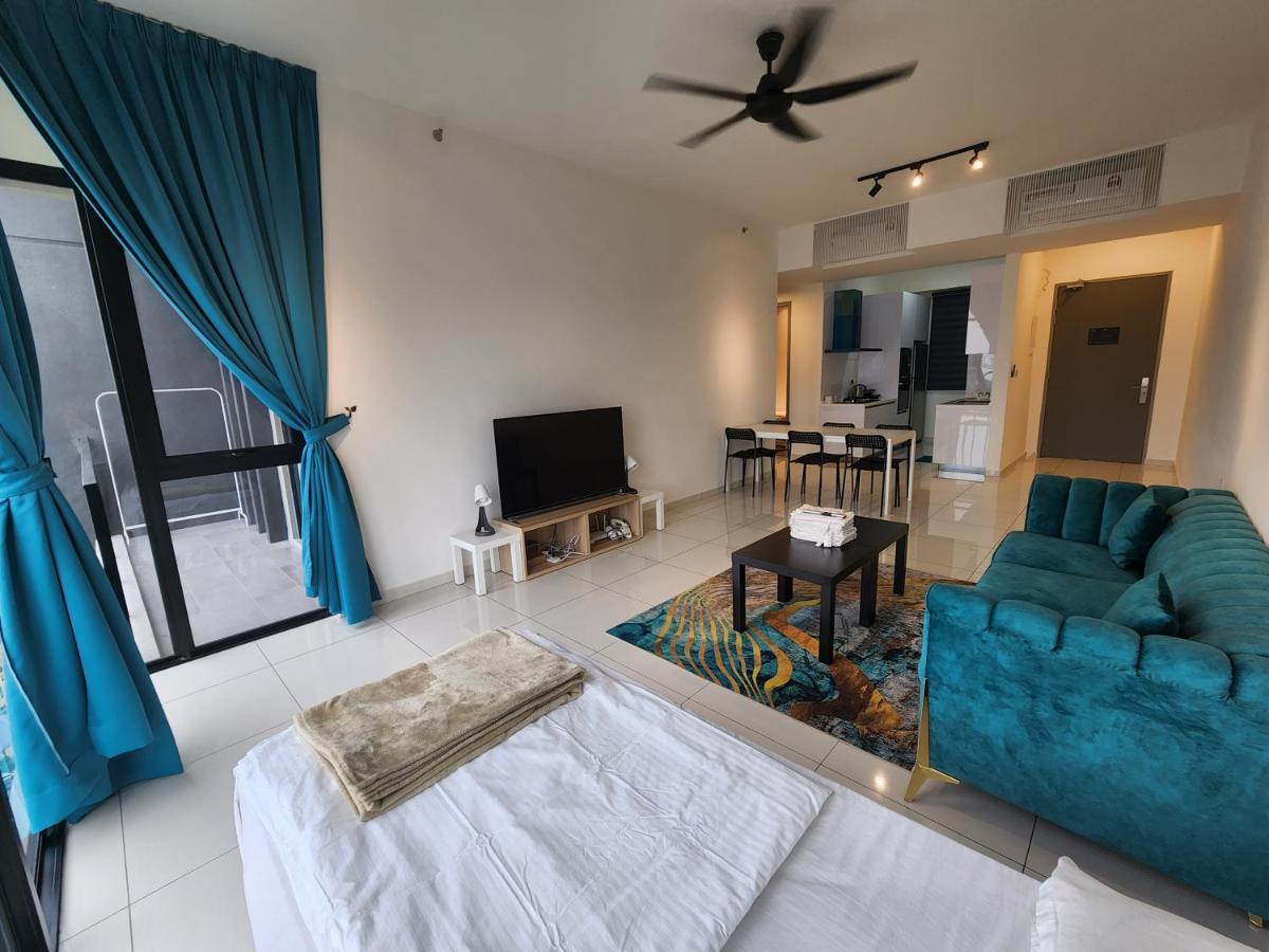 Beacon Executive Suite - Skypool Penang View George Town Buitenkant foto